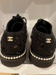 Chanel 17P 2017 Spring Black Sequined Lace Up Tennis Type Shoes with Contemporary Thick Soles and Pearl Trim. EU 39.5 US 9/9.5