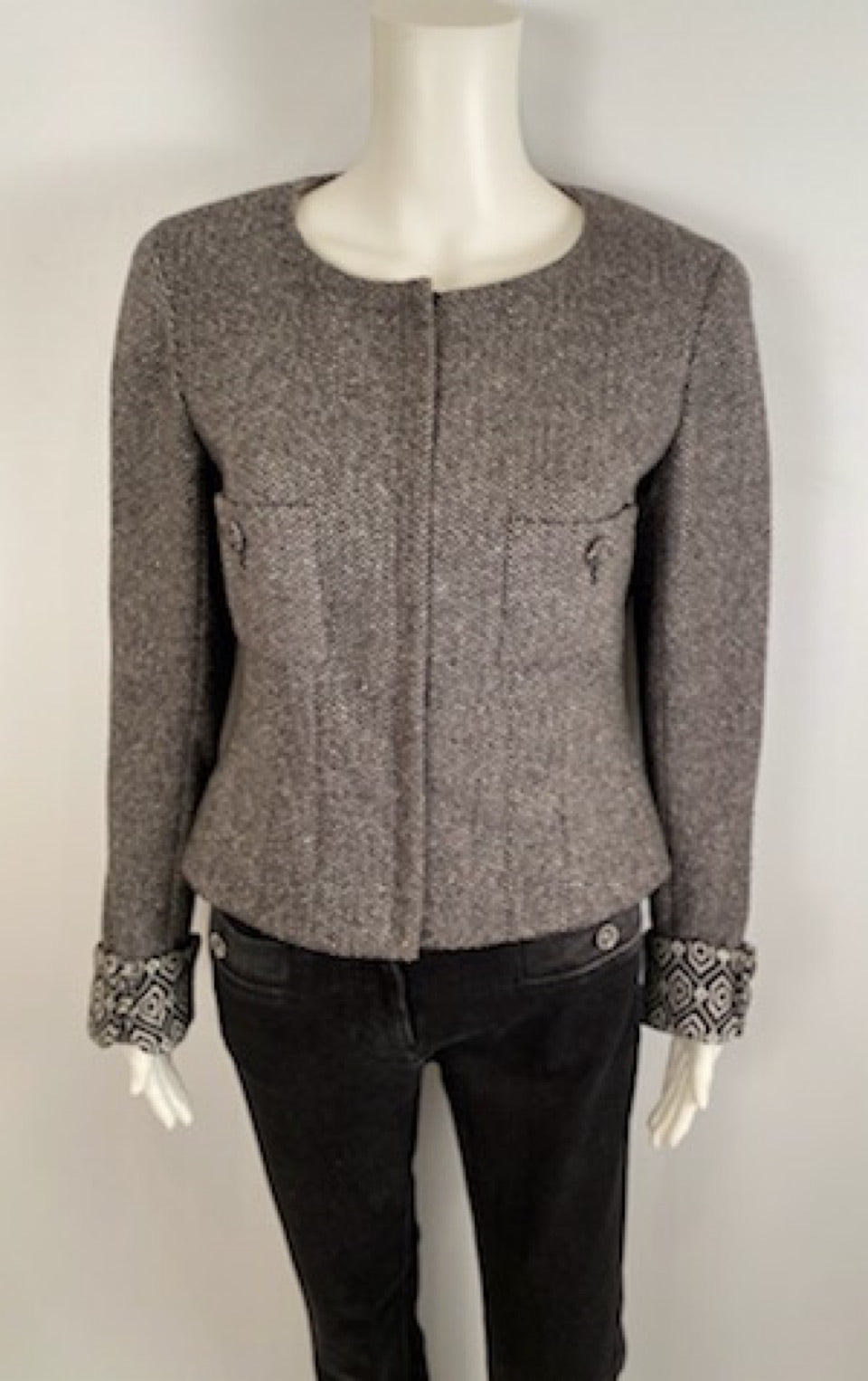 HelensChanel Chanel 08A 2008 Fall Collarless Herringbone Jacket with Removable Cuffs FR 40 US 4