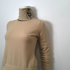 Chanel 04A Fall Light Brown Beige Turtle Neck Coco Cashmere Sweater FR 38 US 4/6
