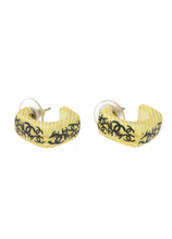 Load image into Gallery viewer, Chanel 02P, 2002 Spring Vintage Pierced Wooden CC Collage Earrings