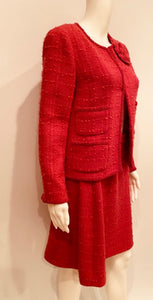 Chanel 09A, 2009 Fall Rose Color Skirt Suit with matching Camellia Pin FR 40/42 US 6