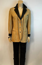 Load image into Gallery viewer, Vintage Chanel 98P 1998 Spring Suede and Lambskin Leather Beige/Dark Brown Trim Jacket FR 36