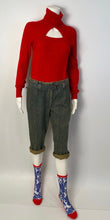 Load image into Gallery viewer, Chanel 06A 2006 Fall Red Wool Keyhole Bolero Sweater US 4/6/8