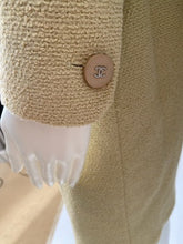 Load image into Gallery viewer, Chanel Boutique Cotton Boucle Yellow Green Skirt Blazer Jacket Suit Set US 4/6