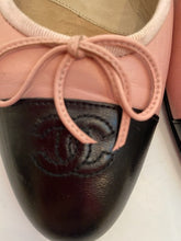 Load image into Gallery viewer, Vintage Chanel 04C 2004 Cruise Resort Ballet Ballerina Mule Kitten Heel Slides EU 37 US 6/6.5