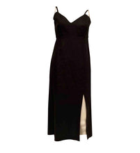 Load image into Gallery viewer, Vintage Chanel 00C, 2000 Cruise Resort Black Linen Dress FR 36 US 2