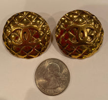 Load image into Gallery viewer, Chanel vintage quilted clip on CC gold plated metal round oversized earrings