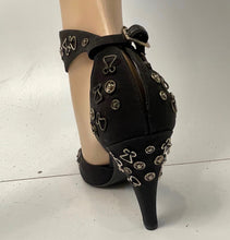 Load image into Gallery viewer, Chanel 2003 Fall 03A snap collection Hook Snaps Black Ankle Strap Pumps EU 40.5 US 9.5/10