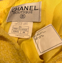 Load image into Gallery viewer, Chanel Vintage 97C 1997 Cruise Yellow Jacket FR 44 US 6/8