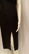 Load image into Gallery viewer, Vintage Chanel 00C, 2000 Cruise Resort Black Linen Dress FR 36 US 2