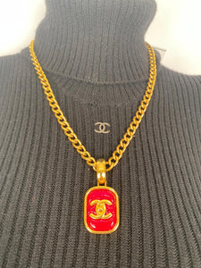 97P 1997 Spring Vintage Chanel CC turnlock red Gripoix stone pendant necklace