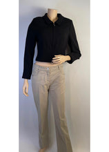 Load image into Gallery viewer, Chanel 03P 2003 Spring low rider light brown khaki jeans FR 40