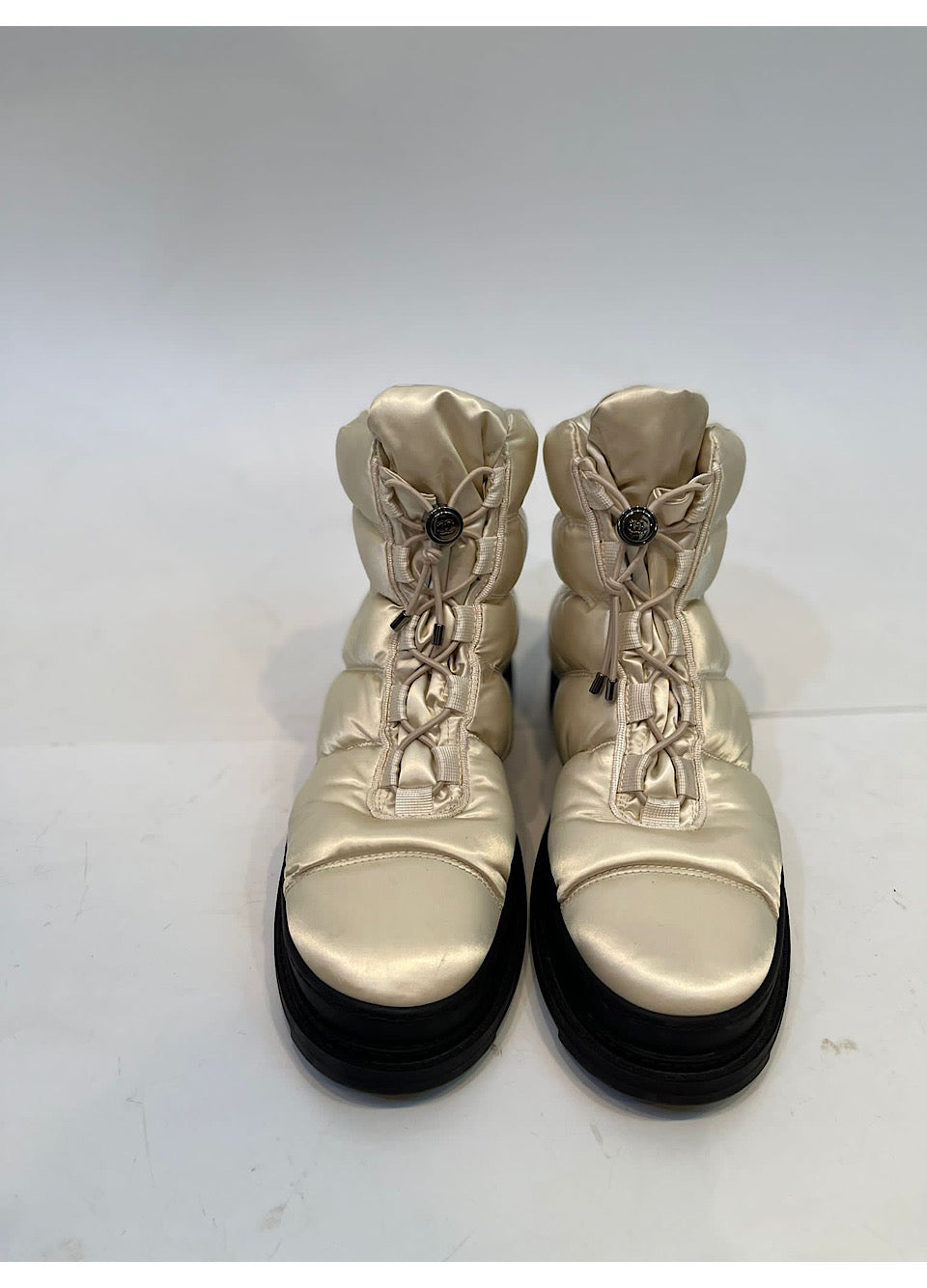 CHANEL, Shoes, Chanel White 29 Cc Shearling Boots It 37
