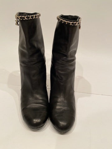 Leather boots Chanel Black size 38 EU in Leather - 37222829