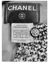 Load image into Gallery viewer, Sophisticated Chanel 02A 2002 Fall Long Wool Tweed Black White Duster Removable Fur Trim Collar Coat Jacket FR 40