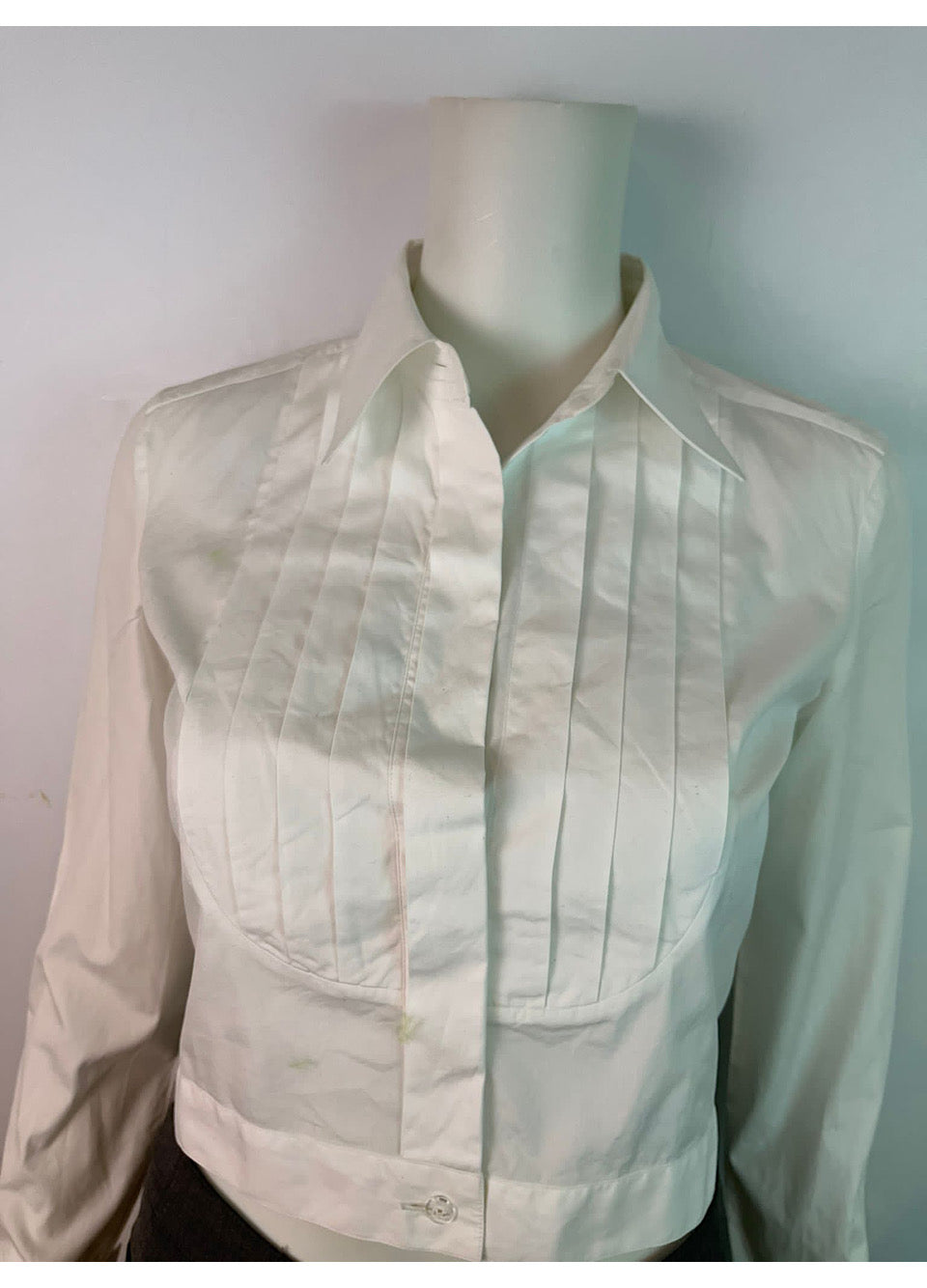 AUTH. VINTAGE 90S CHANEL IVORY PLEATED SILK BLOUSE CC LOGO GOLD