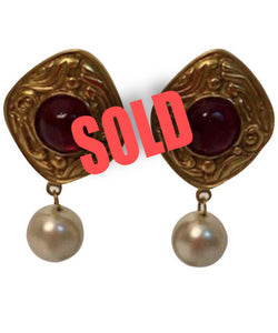 Chanel Vintage Red poured glass Gripoix Dangle pearl drop Clip On
