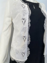 Load image into Gallery viewer, Chanel 06P 2006 Spring White Knit Lace Cardigan FR 44