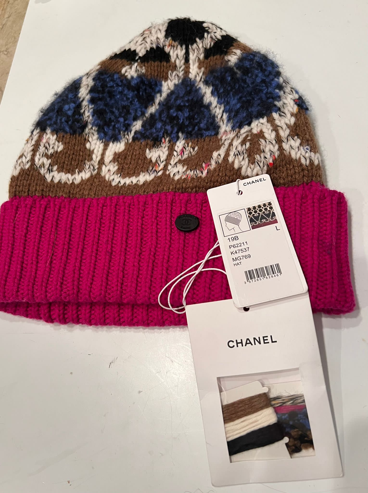 NWT Chanel 2019B 2019 Pink Winter Beanie Hat Size Large HelensChanel