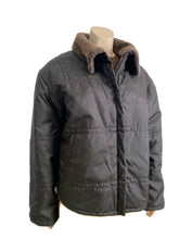 Load image into Gallery viewer, Vintage Chanel Identification 99A 1999 Fall Winter Ski Warm Jacket Coat FR 38 US 6