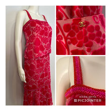 Load image into Gallery viewer, Rare Vintage Chanel 2001 Cruise 01C Pink Velvet Floral 2 Piece Top Matching Skirt Set FR 40/42 US 6/8