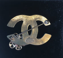 Load image into Gallery viewer, Chanel 04P 2004 Spring Pink CC Crystal Camellia Flower Pin Brooch