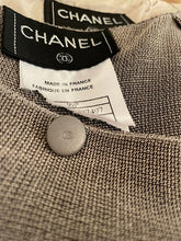 Load image into Gallery viewer, Chanel Vintage 99P 1999 Spring brown skirt and matching top US 4/6